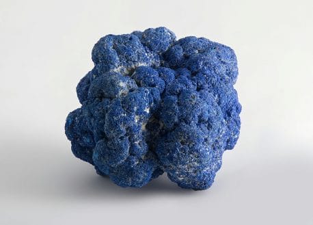 Azurite supports clarity of mind and decision-making