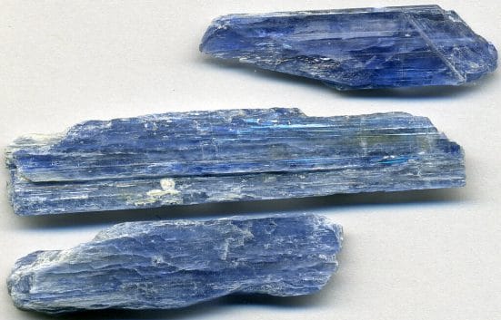 Blue kyanite helps to balance the throat chakra by increasing intuition, reducing tension, and enabling a better connection with nature