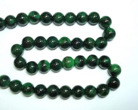 Jade promotes wisdom and quiets the mind